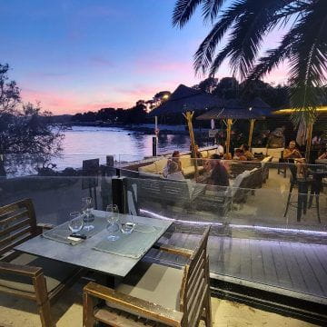 L’Urban Beach, votre restaurant de plage en bord de mer à Saint-Raphael (2023-08-12_1.jpg)