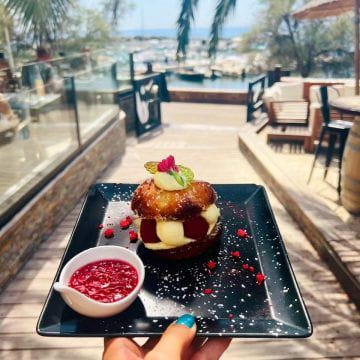 L’Urban Beach, votre restaurant de plage en bord de mer à Saint-Raphael (2023-08-24_1.jpg)