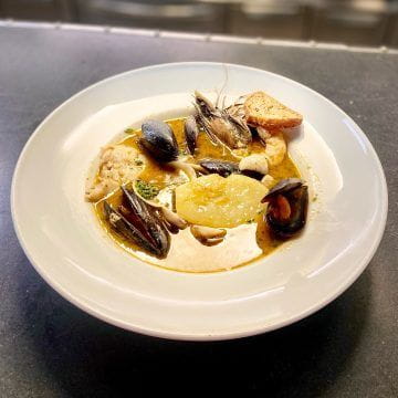 L’Urban Beach, votre restaurant de plage en bord de mer à Saint-Raphael (2024-04-04_1.jpg)