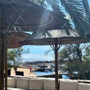 L’Urban Beach, votre restaurant de plage en bord de mer à Saint-Raphael (2026-03-20_1.jpg)