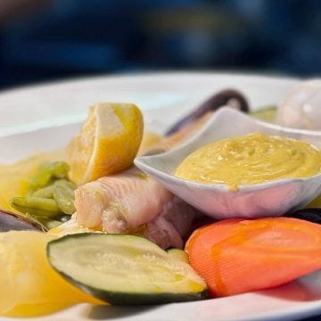 L’Urban Beach, votre restaurant de plage en bord de mer à Saint-Raphael (2026-04-09_1.jpg)